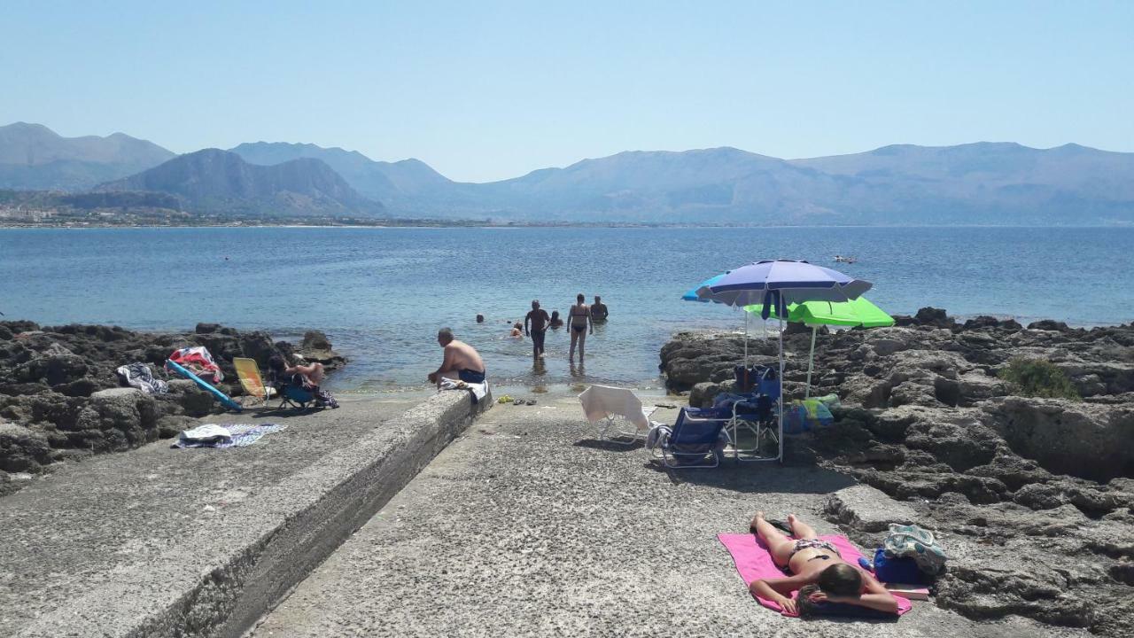 Casa Vacanze Trinacria Isola delle Femmine Extérieur photo